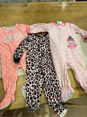 Footed fleece One-Piece pajama bundle set 12-18m